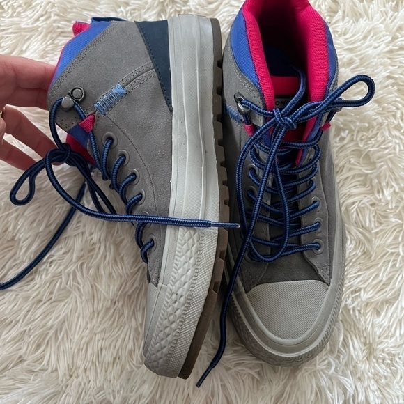 Converse Chuck Taylor All Star Street Booth High - women’s 8.5 - men’s 6.5 - Picture 5 of 6